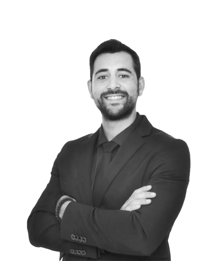Rafael S. Cobos — Financiero